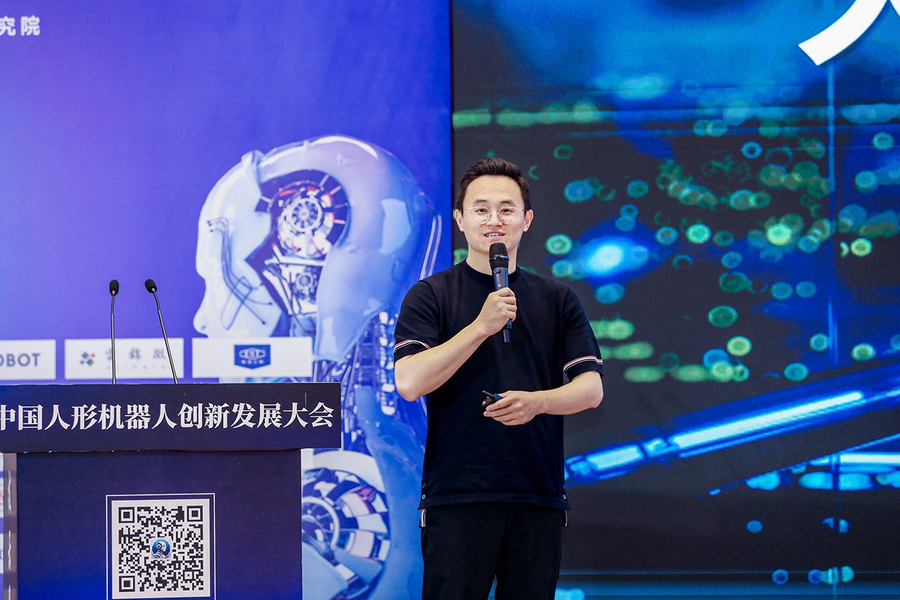 舜宇智能光学亮相中国人形机器人创新发展大会，携手共创共赢新视界！