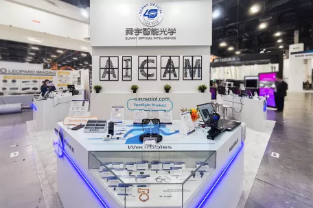 舜宇智能光学亮相CES 2025，打造AI+CAMERA生态圈